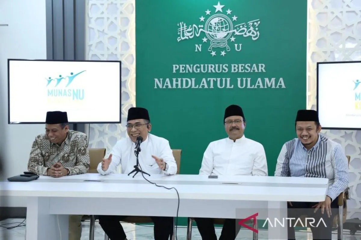 Ketua Umum Pengurus Besar Nahdlatul Ulama (PBNU) KH Yahya Cholil Staquf menegaskan bahwa NU tidak akan mendukung calon presiden (capres) atau calon wakil presiden (cawapres) dalam Pemilihan Presiden (Pilpres) 2024.