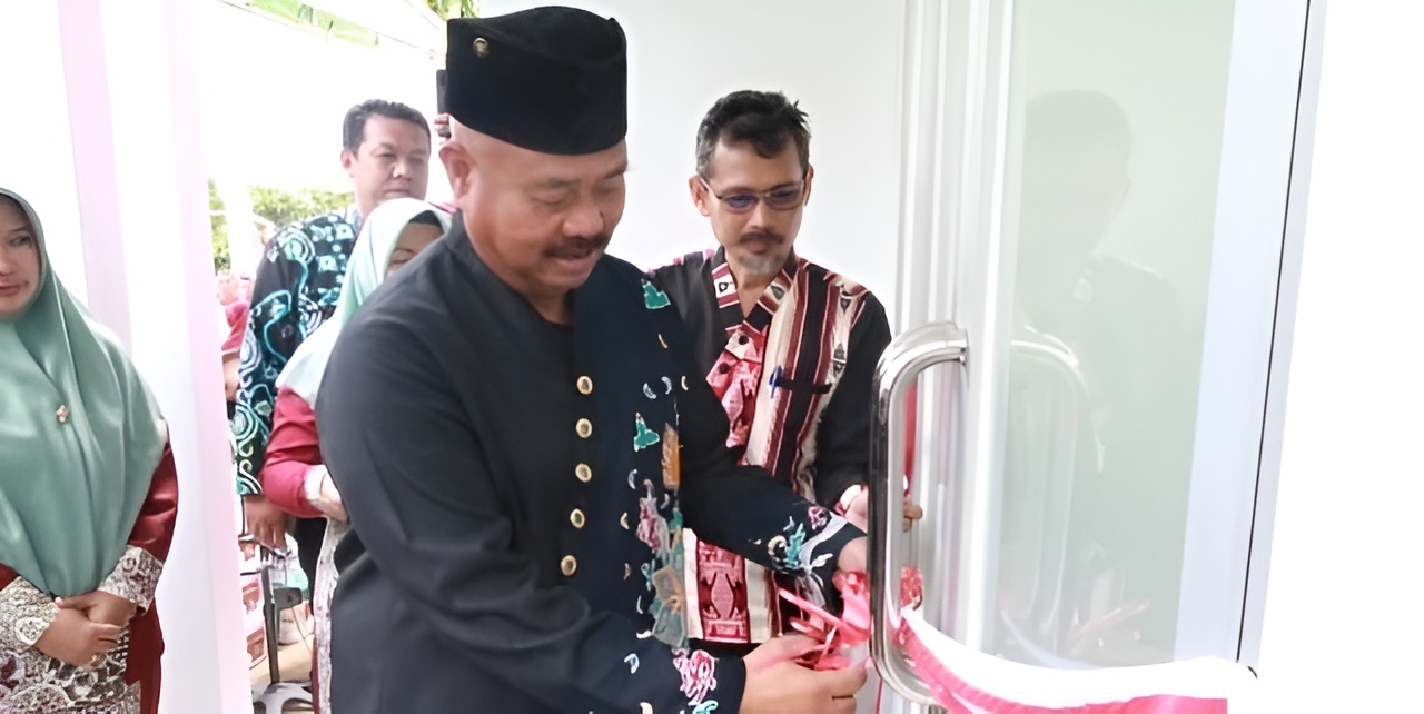 Foto: Kelurahan Bukit Biru di Kecamatan Tenggarong kini sudah resmi mempunyai Puskesmas Pembantu (Pusban) per Maret 2024. Pusban ini resmi beroperasi usai diresmikan Bupati Kutai Kartanegara (Kukar), Edi Damansyah.