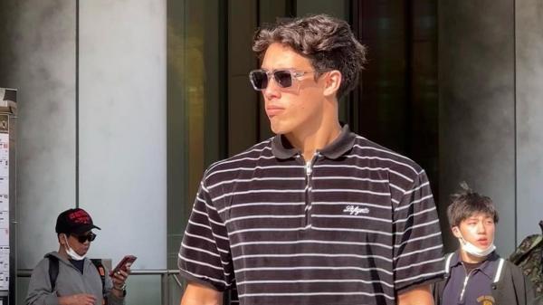 Yitta Dali Wassink, suami tercinta dari aktris Jennifer Coppen, telah meninggal dunia pada Kamis, 18 Juli 2024.