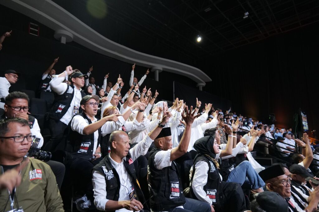 Foto: Suasana dukungan atas Pasangan calon bupati dan wakil bupati nomor urut 1, Edi Damansyah-Rendi Solihin.