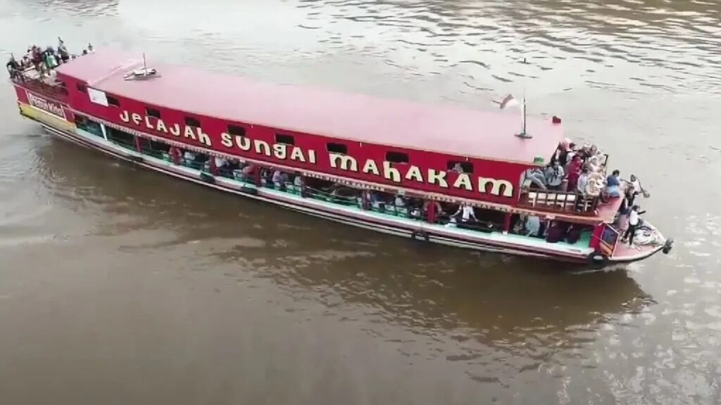 Foto: Kapal Wisata Susur Sungai Mahakam.