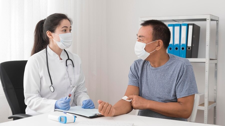 Ilustrasi konsultasi kesehatan (sumber : freepik.com).