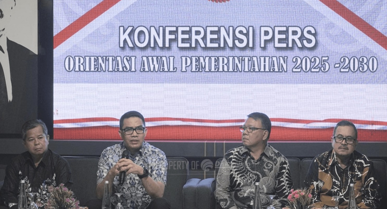 Foto: Walikota Samarinda, Andi Harun, saat memberikan keterangan pers terkait kebijakan efisiensi anggaran.