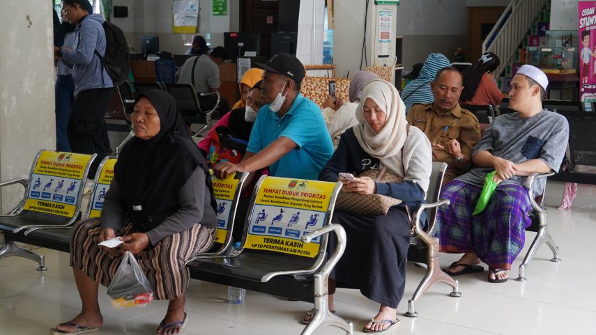 Foto: Simulasi Pemeriksaan Kesehatan Gratis (PKG) di Puskesmas Air Putih, Kota Samarinda.