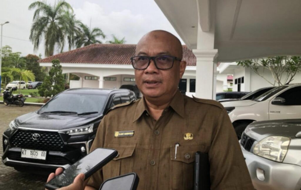 Foto: Kepala DLHK Kukar, Slamet Hadiraharjo.