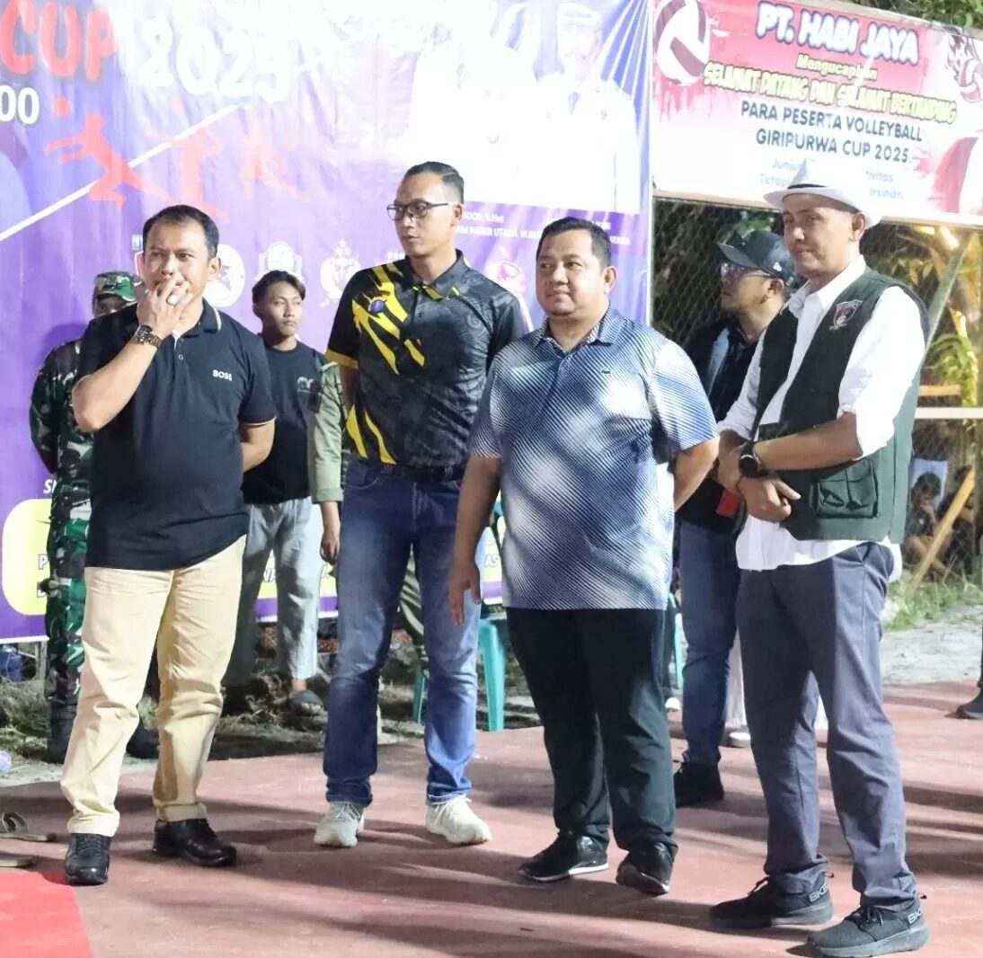 Foto: Bupati PPU dan Kapolres PPU hadir di acara Peresmian Turnamen Voli Giripurwa.