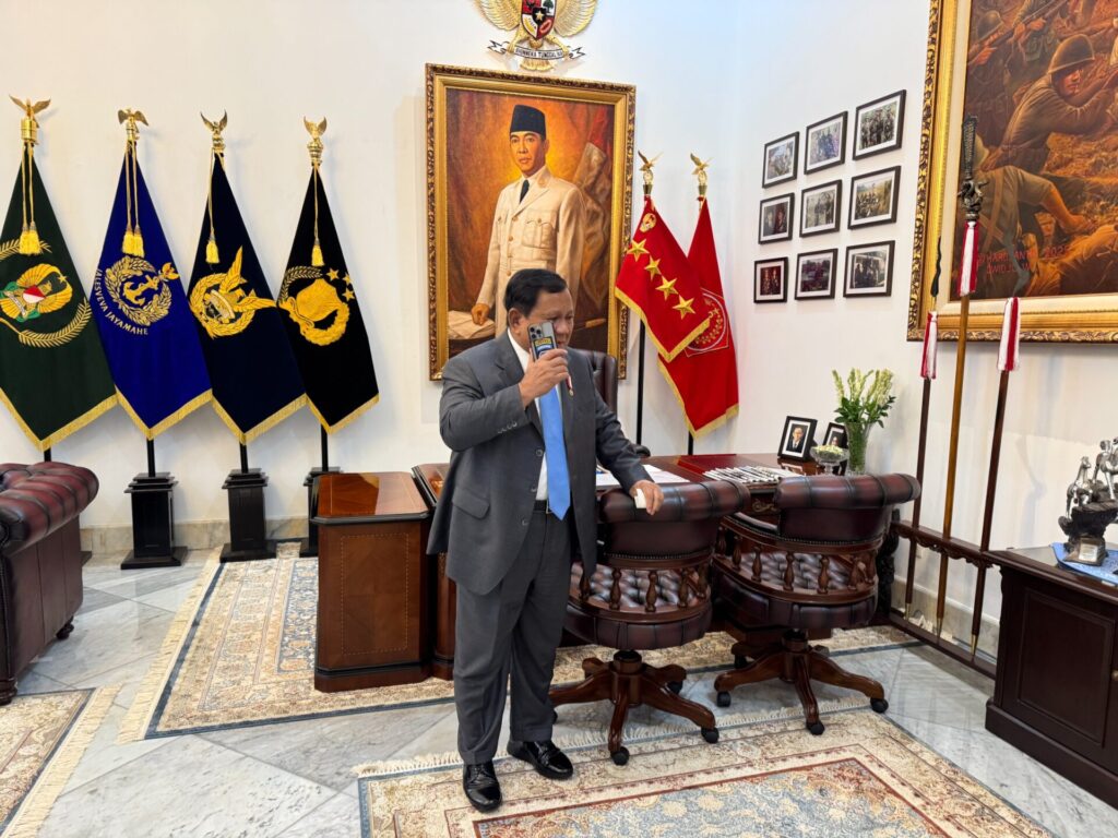 Foto: Presiden Prabowo Subianto menyampaikan ucapan selamat kepada PM baru Singapura Lawrence Wong.