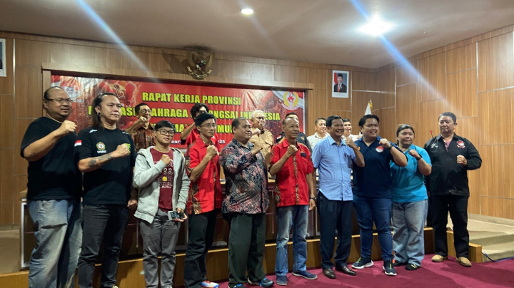 Foto bersama dalam pelaksanaan Rakerprov FOBI Kaltim di Samarinda.