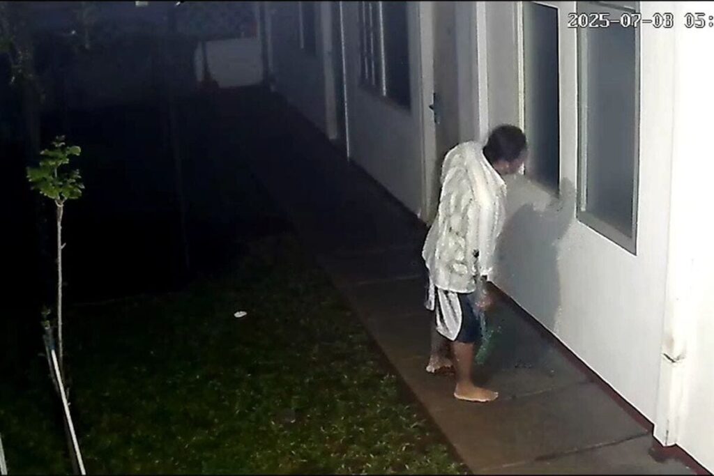 Foto: Rekaman CCTV Kost yang ditinggali korban.